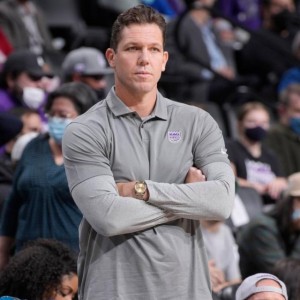 7M体育-小沃顿终于下课！国王成新赛季首支换帅球队