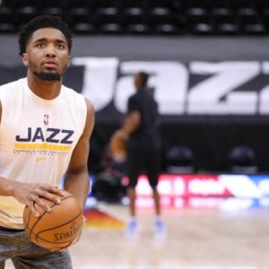 米切尔计划季后赛首战复出 爵士期待重回完全体